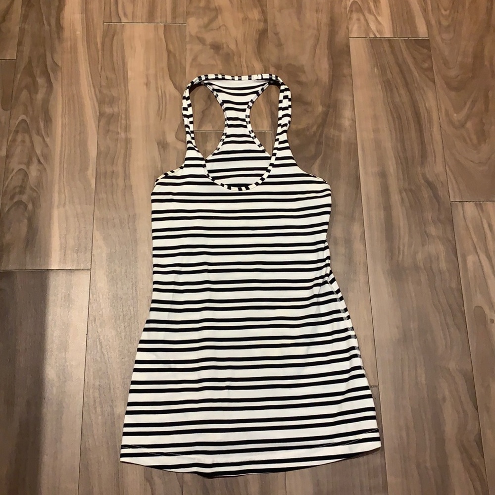 Lululemon Soze 6 Tank